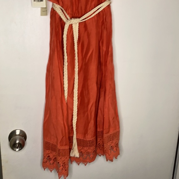 BNWT Hinge butterfly sleeve coral dress size M - Picture 3 of 9